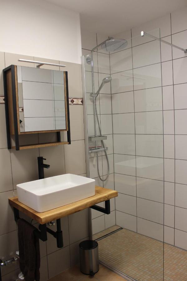 1-Zimmer-Apartment Mit Grossem Balkon Schönwalde Exteriér fotografie